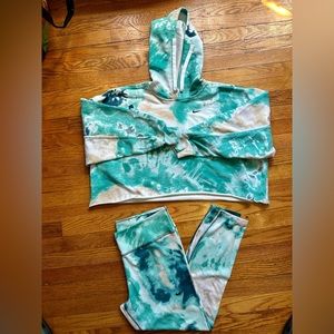 Nike Tie-dye XL Bundle